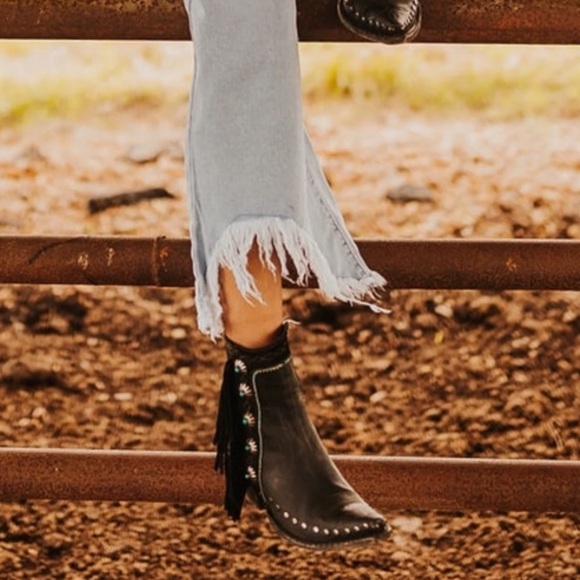 Double D by Old Gringo Apache Kid Black Ankle Leather Boots - Picture 2 of 8